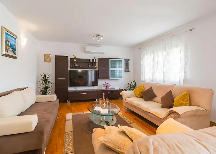 Tatil Evi Three-bedroom In