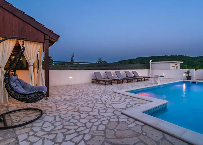 Three-bedroom In * Brstanovo