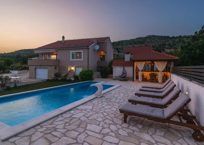 Tatil Evi Three-bedroom In