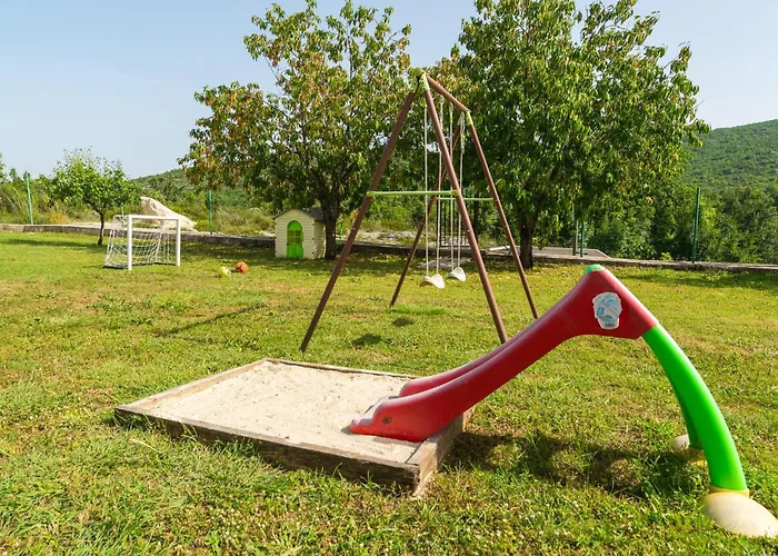 Three-bedroom In Tatil Evi